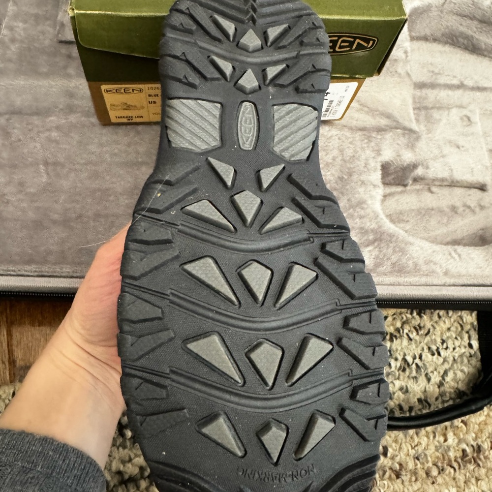 Keen size 5 Hiker New - Picture 2 of 8